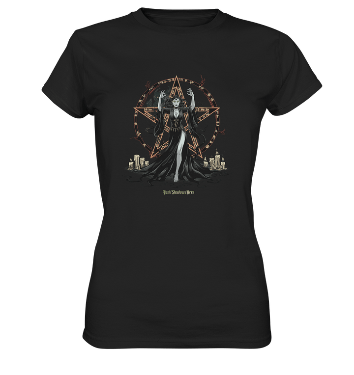 Dark Sorceress Pentagram – Zauberin mit Runen & Kerzen - Ladies Premium Shirt | Lady - Shirts | Dark Shadows Arts