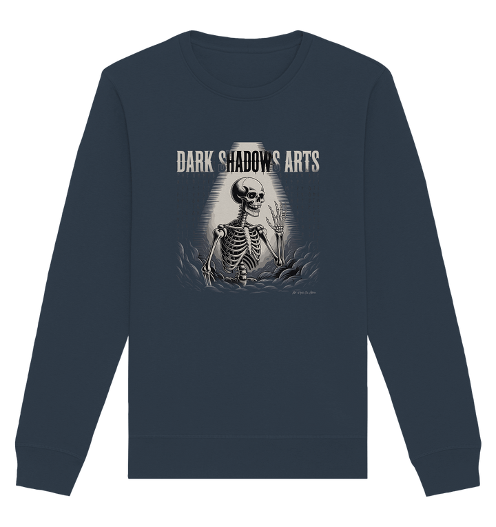 Defiant Bones – Erhobenes Skelett in mystischem Nebel - DSA - Organic Basic Unisex Sweatshirt | Sweatshirts | Dark Shadows Arts