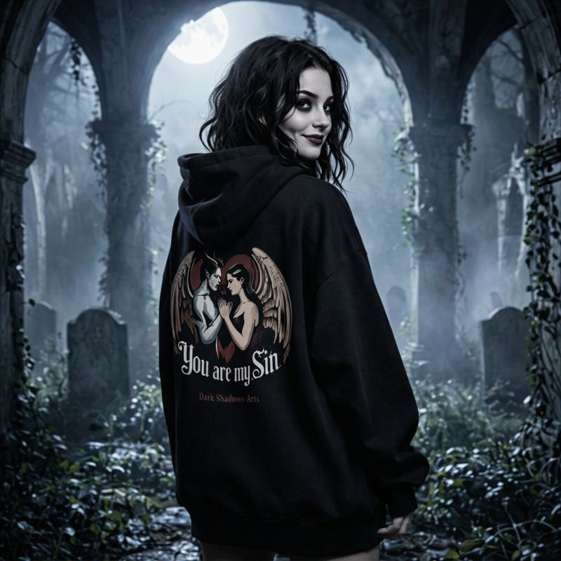 Dark Shadows Arts Oversized Hoodie in Schwarz mit Rückenprint „You Are My Sin“ – Gothic Frau mit Model im mystischen Friedhofs-Setting, Engel-und-Dämon-Motiv im Dark Romantic Stil