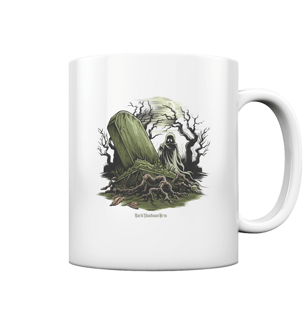 Düsterer Friedhof bei Nacht - Geist vor verfallenem Grabstein in mystischer Atmosphäre - Tasse glossy | Trinkgefäße | Dark Shadows Arts