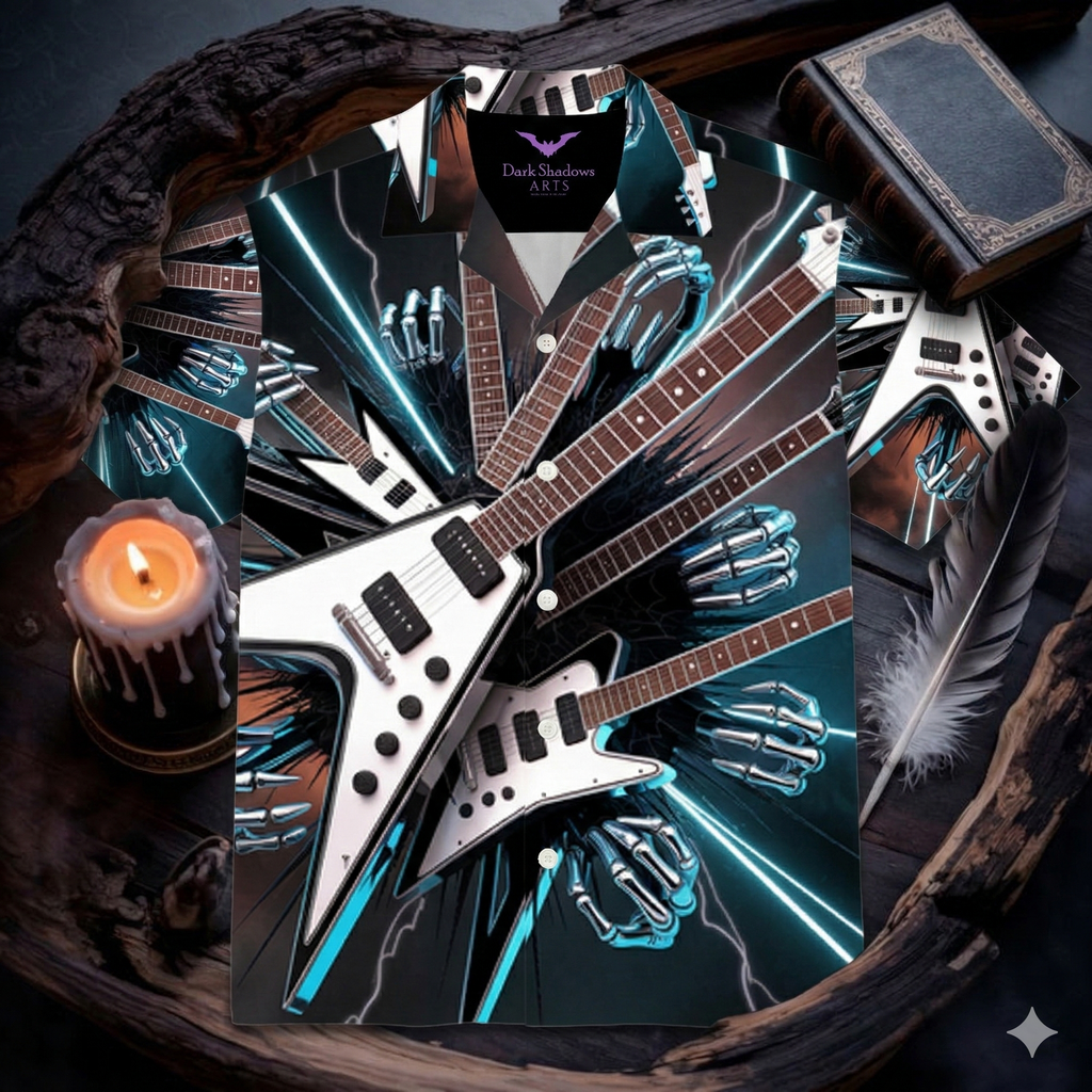 Ein auf einem rustikalen Holztisch liegendes Hawaiihemd mit einem dynamischen Heavy-Metal-Design, das weiße Flying-V-Gitarren, Roboterhände und blaue Lichtstrahlen zeigt, platziert in einem atmosphärischen Mockup mit Kerze und Feder