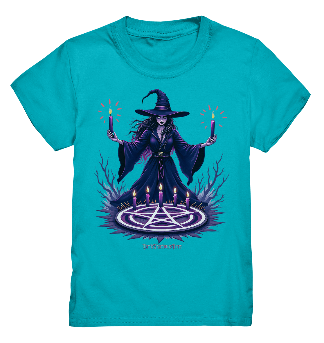 Hexen Illustration mit lila Kerzen und Pentagramm - Kids Premium Shirt | Kids & Babys | Dark Shadows Arts