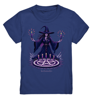 Hexen Illustration mit lila Kerzen und Pentagramm - Kids Premium Shirt | Kids & Babys | Dark Shadows Arts