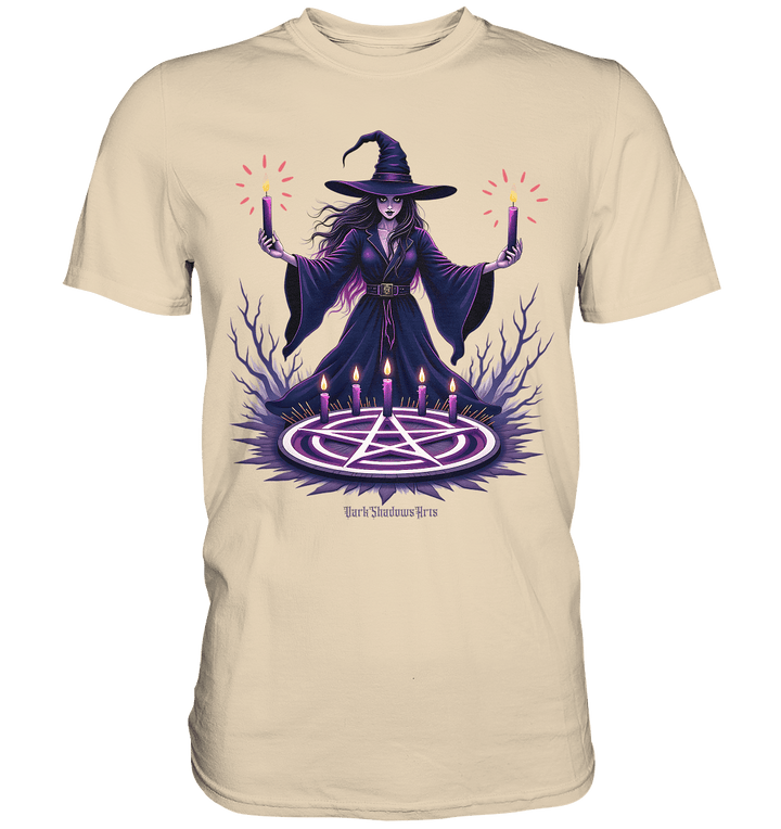Hexen Illustration mit lila Kerzen und Pentagramm - Premium Shirt | Unisex - Shirts | Dark Shadows Arts