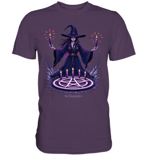 Hexen Illustration mit lila Kerzen und Pentagramm - Premium Shirt | Unisex - Shirts | Dark Shadows Arts