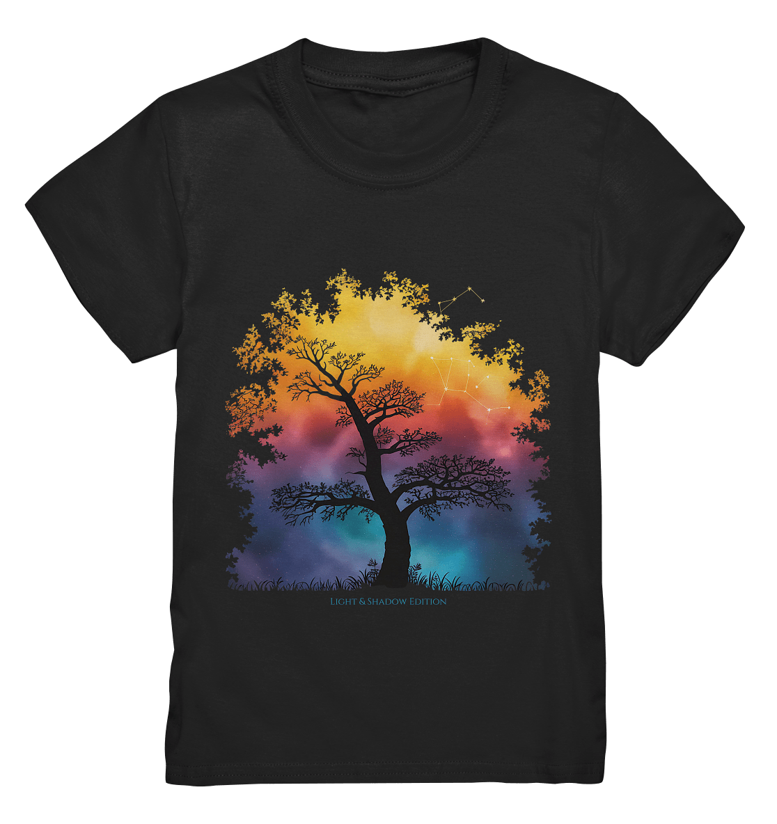 Licht & Schatten – Magische Baumlandschaft mit Sternbild - Kids Premium Shirt | Kids & Babys | Dark Shadows Arts