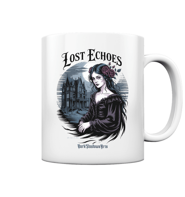Lost Echoes – Geisterhafte Schönheit vor verlassener Villa im Gothic - Stil - Tasse glossy | Trinkgefäße | Dark Shadows Arts