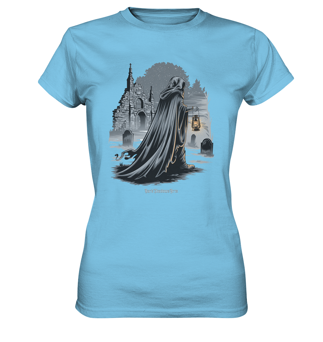Mystische Nachtwanderung: Kapuzengestalt mit Laterne vor verfallener Ruine im Mondschein - Ladies Premium Shirt | Lady - Shirts | Dark Shadows Arts