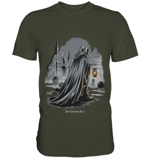 Mystische Nachtwanderung: Kapuzengestalt mit Laterne vor verfallener Ruine im Mondschein - Premium Shirt | Unisex - Shirts | Dark Shadows Arts
