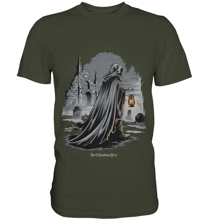 Mystische Nachtwanderung: Kapuzengestalt mit Laterne vor verfallener Ruine im Mondschein - Premium Shirt | Unisex - Shirts | Dark Shadows Arts