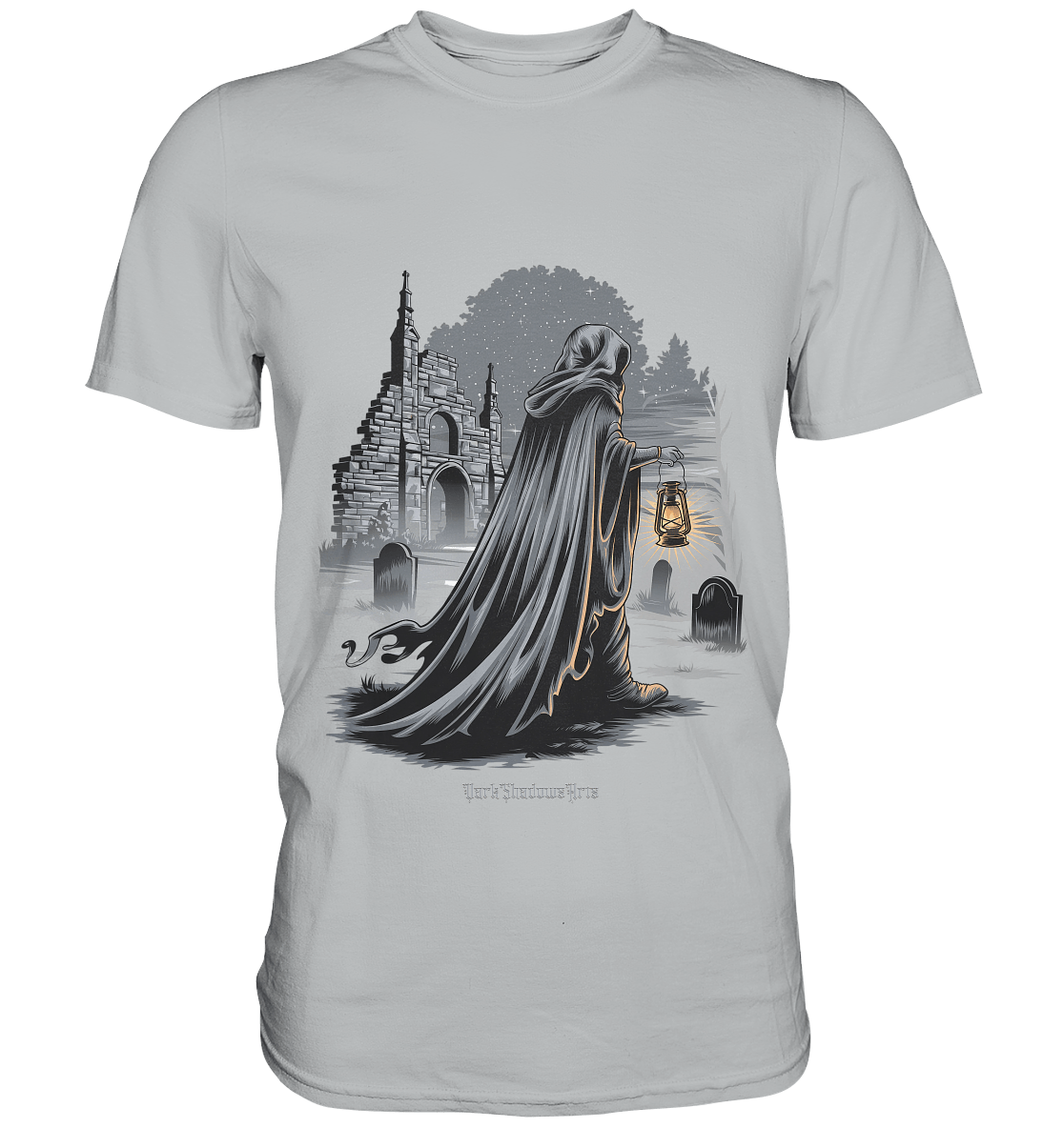 Mystische Nachtwanderung: Kapuzengestalt mit Laterne vor verfallener Ruine im Mondschein - Premium Shirt | Unisex - Shirts | Dark Shadows Arts