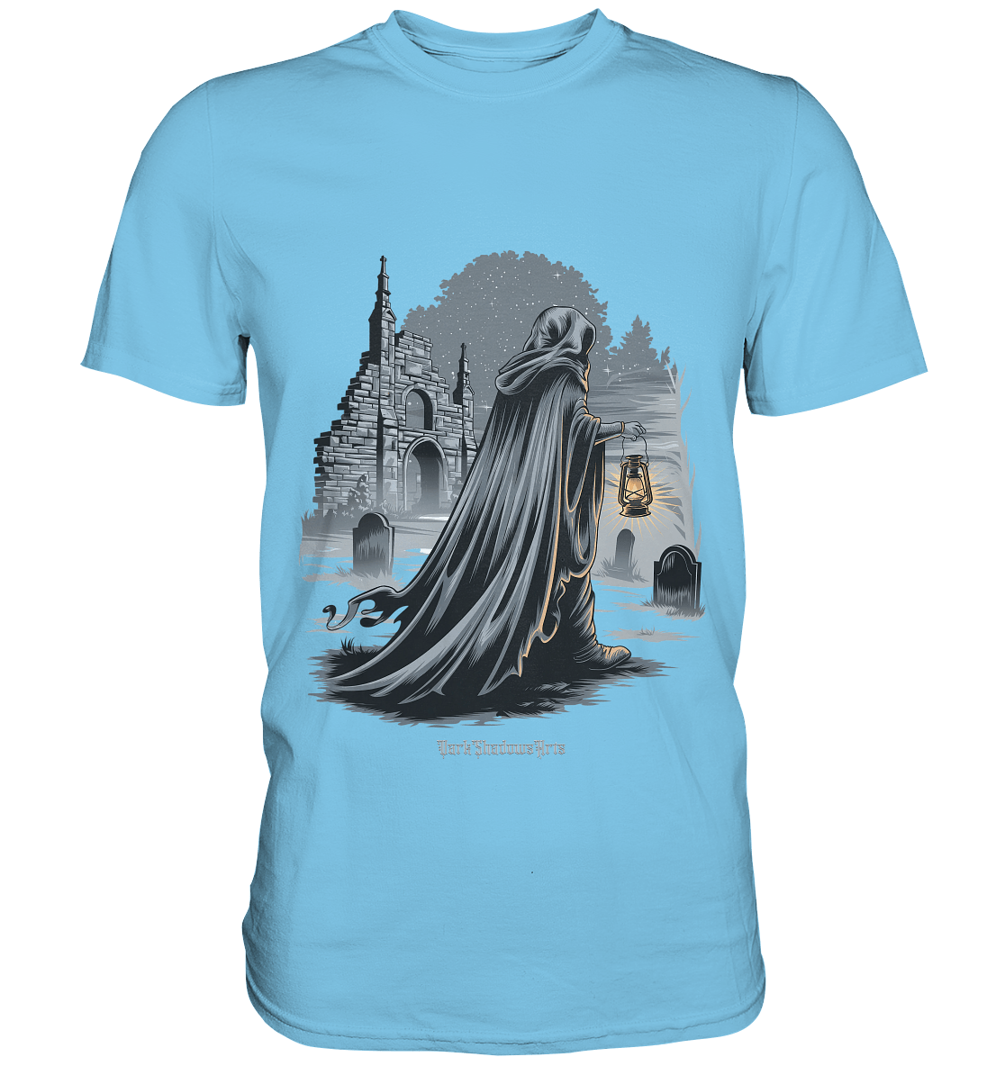 Mystische Nachtwanderung: Kapuzengestalt mit Laterne vor verfallener Ruine im Mondschein - Premium Shirt | Unisex - Shirts | Dark Shadows Arts