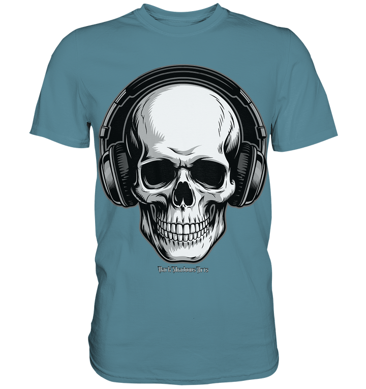 Requiem in Beats – Totenkopf mit Ohrhörern für Musikrebellen - Premium Shirt | Unisex - Shirts | Dark Shadows Arts