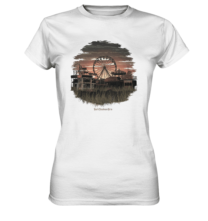 Verlassener Jahrmarkt bei Sonnenuntergang Unheimliches Riesenrad und überwucherter Rasen - Ladies Premium Shirt | Lady - Shirts | Dark Shadows Arts