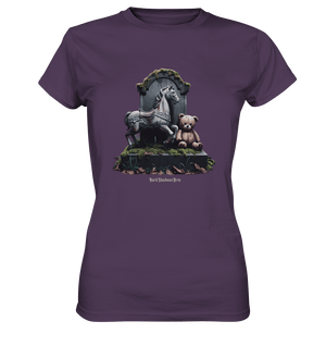 Verwittertes Karussellpferd und Plüschbär - Grabstein im Verfall - Ladies Premium Shirt | Lady - Shirts | Dark Shadows Arts